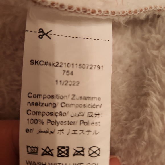 Children's coat, brand Shein,size 10,color cream ,in excellent condition - Picture 6 of 6